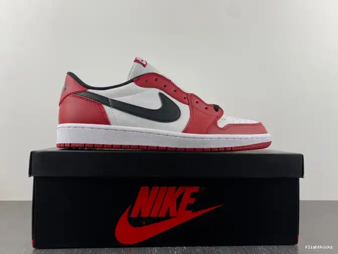 705329-600 Chicago 1 Jordan Retro Low Air 0614